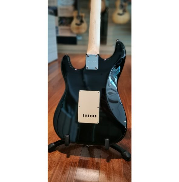 SQOE SEST250-BK ST Series HSS Electric Guitar, Black - Image 3