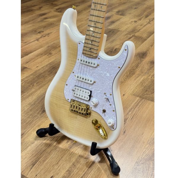 SQOE SEST900-N ST Series Electric Guitar, Ice Cream - Image 3